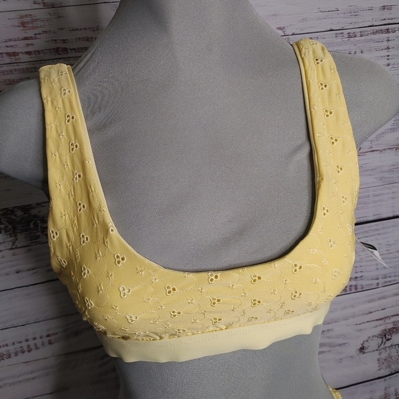 DIPPIN' Daisy's yellow eyelet bikini size M - Picture 5 of 15